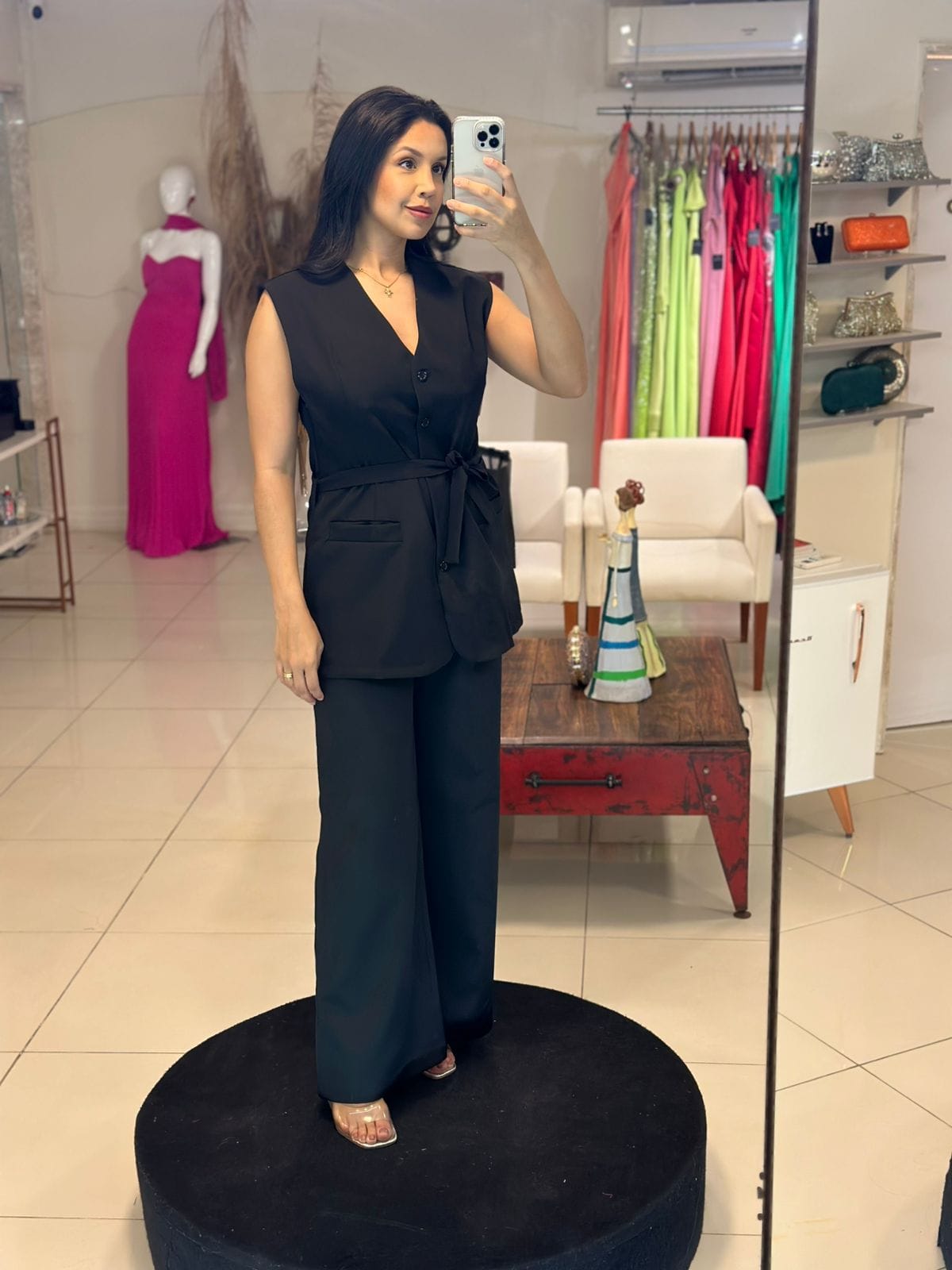 Imagem de blusa preta