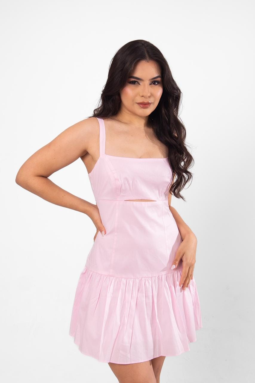 Vestido Curto Rosa com Recorte Frontal e Saia Godê